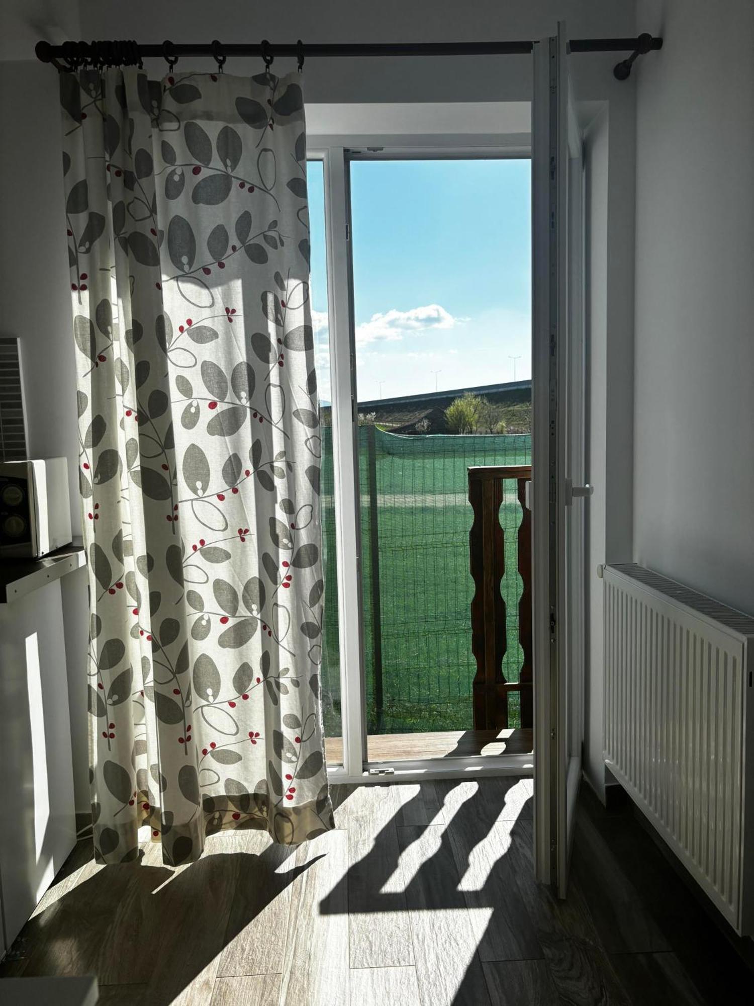 Das Home Rîşnov Exteriör bild